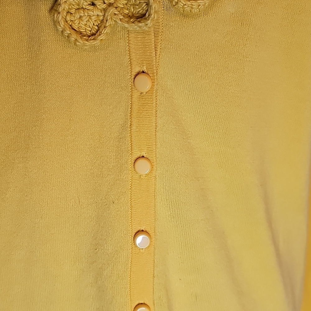 Anthropologie Moth Abuzz Bee Cardigan Sweater, Crochet Bumblebees, Yellow, Large - Picture 2 of 8